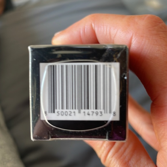 Brand New in box. Umber color. 4 left. Hide Multi-Use Full Coverage Concealers. - Picture 8 of 9